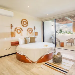  Apartamento Extraordinary To Choose From Penthouse With Private Pool Or A 2br In Fully Equipped In